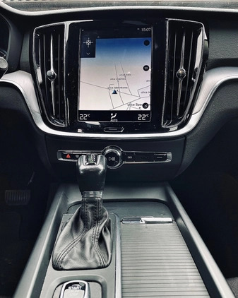 Volvo V60 cena 69900 przebieg: 183000, rok produkcji 2019 z Niemodlin małe 781
